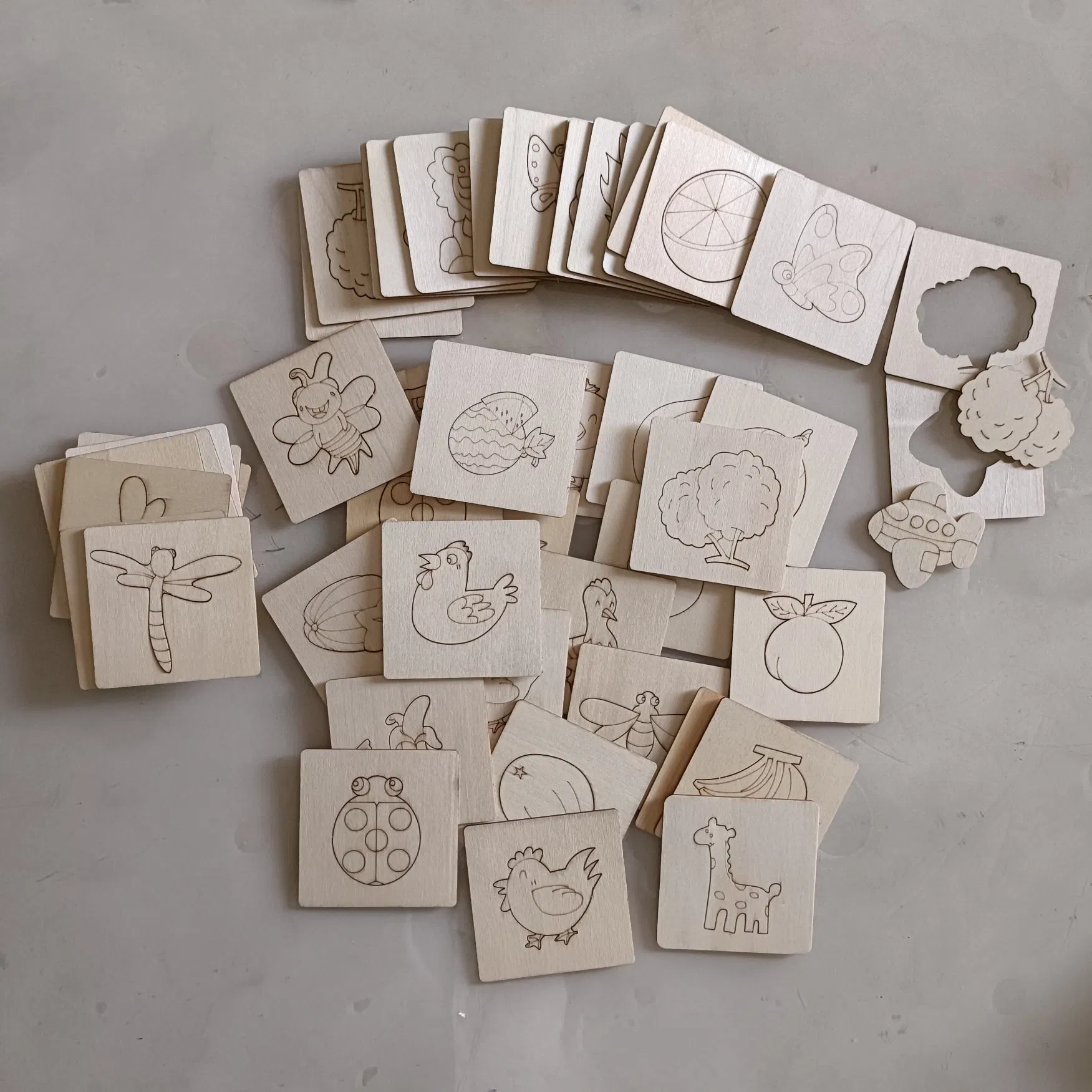Factory Direct Sales 20PCS Montessori Kids Drawing Wooden DIY Painting Stencils Template Craft Toys