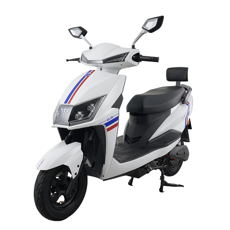Long Range Street Legal Chinese Ergonomic Electric Motorcycle with Anti Slip Tires