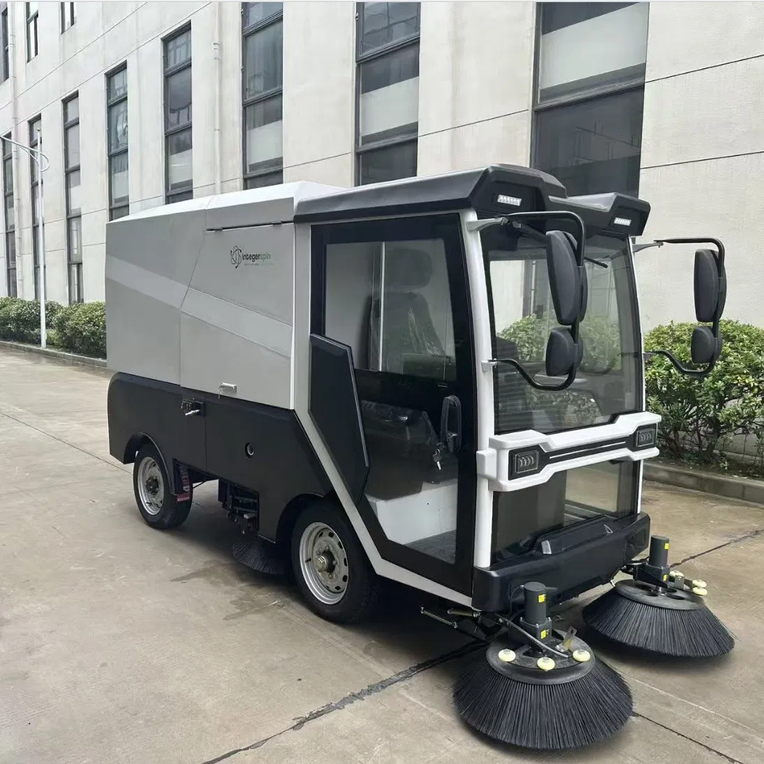 Customizable Sweeping Machine Suction Sweeper with Side Brushes and Big Filters