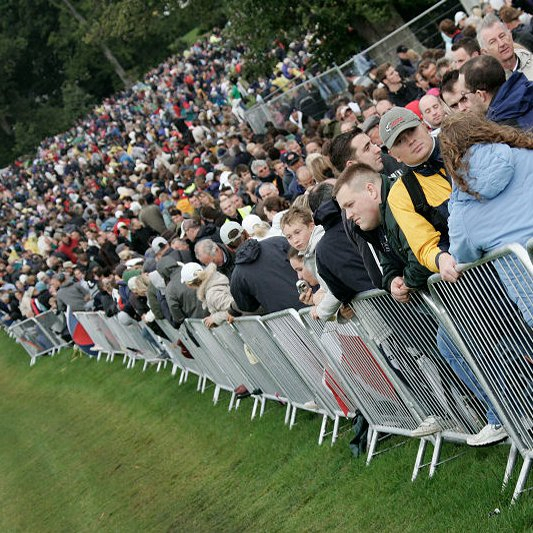 Hot-Dipped Galvanized Welded Crowd Control Barriers Fence for Road/Traffic