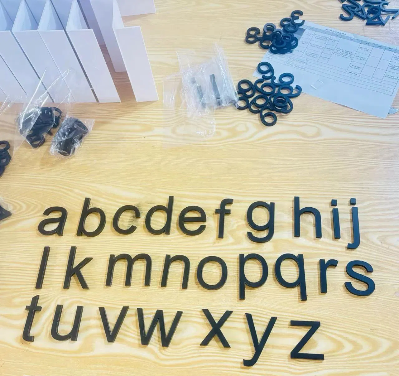 Laser Cutting Acrylic Plastic Letters and Numbers with Customized Font Style