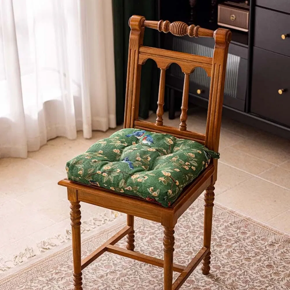 Lumbar-Supporting Skin-Friendly Breathable Balancing Comforting Elastic Reclinable Soft Cushion