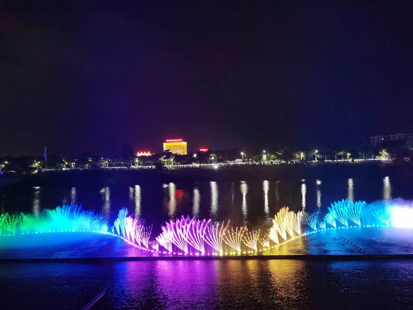 3D Lighted Outdoor Customized Colorful Music Water Screen Fountain