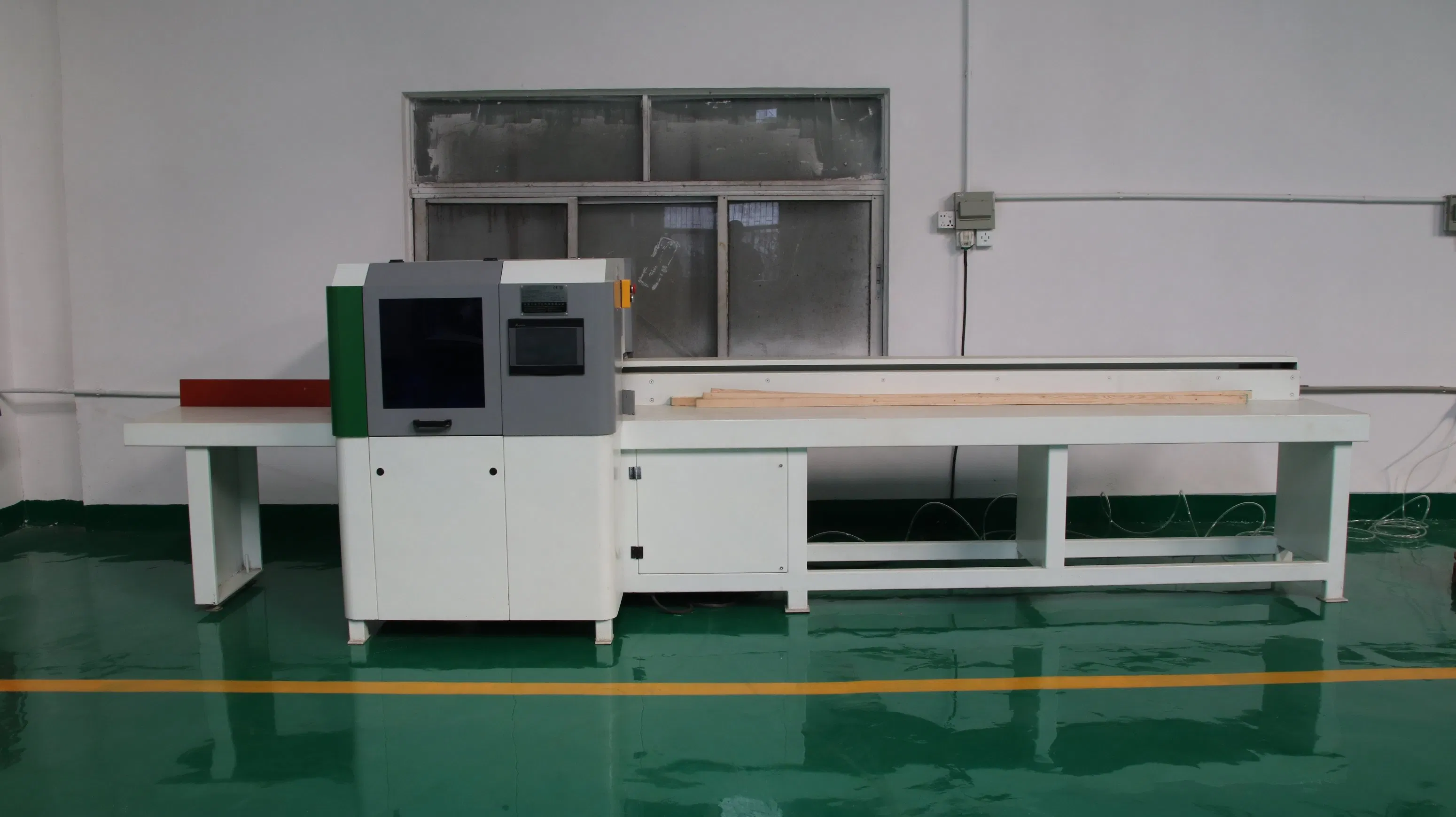 Automatic Wood Cross-Sectional Cutting Saw Within Servo Motor and Liftable Saw High-Speed Safety The Infinite Series