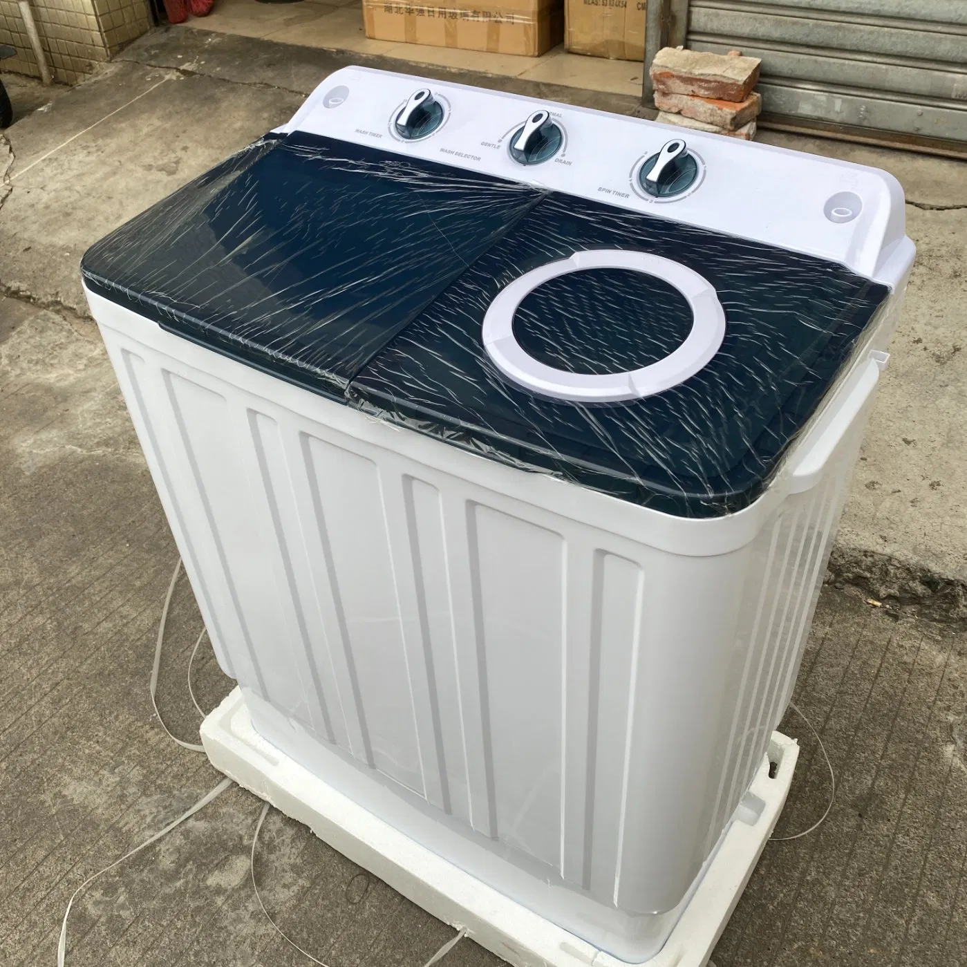 Cheap High Efficiency Powerful Semi Automatic Plastic Laundromat Low Price Laundry Washing Machine Twin Tub 9.5kg Washing Machine