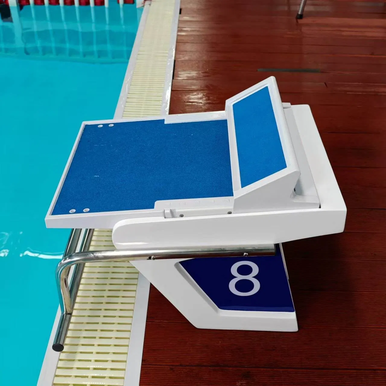 Essential Competition Swimming Pool Tools Starting Platform and Jumping Block
