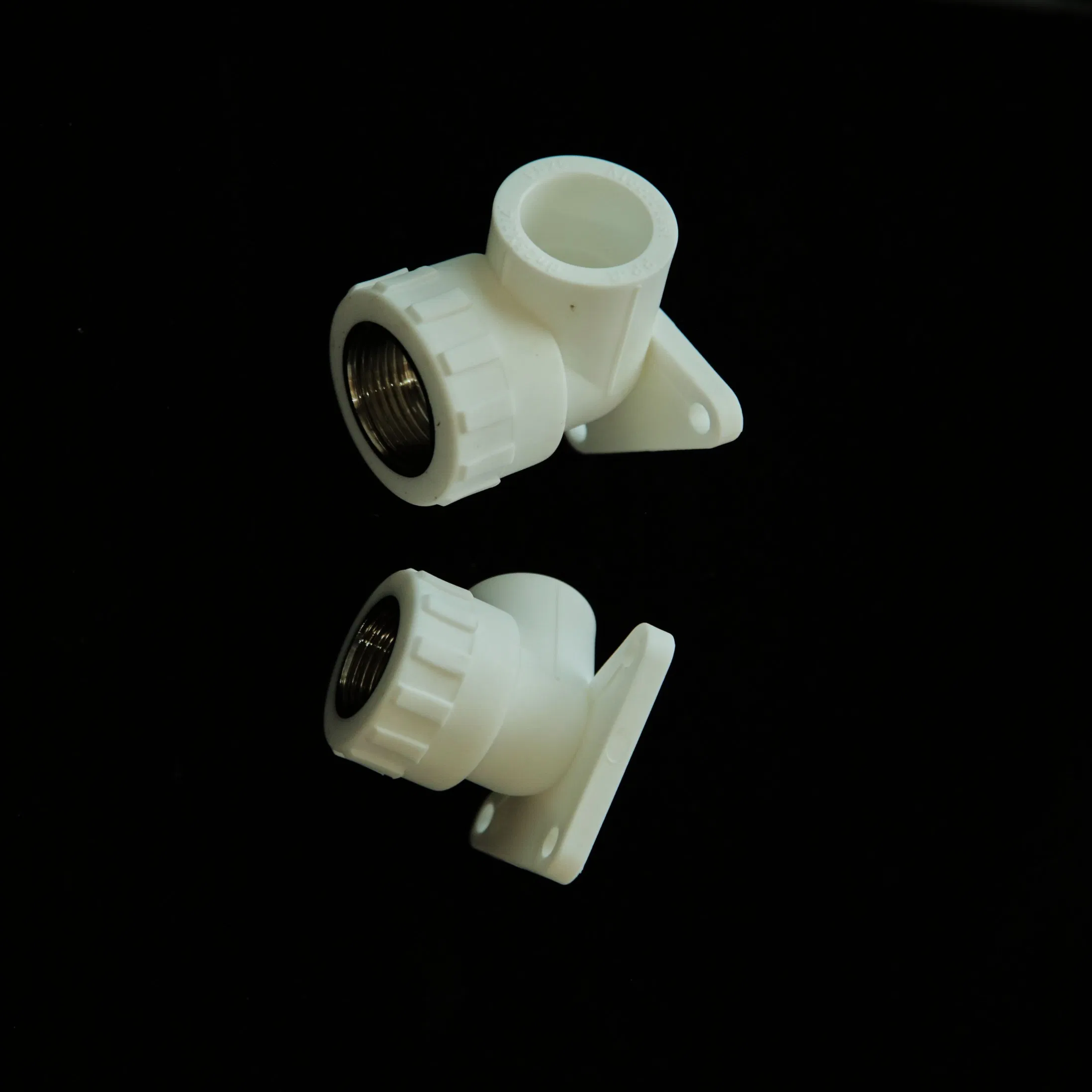 Brass Insert Elbow PPR Pipe Fittings with Wing Threaded Male to Female Coupling for Hot and Cold Water Plumbing