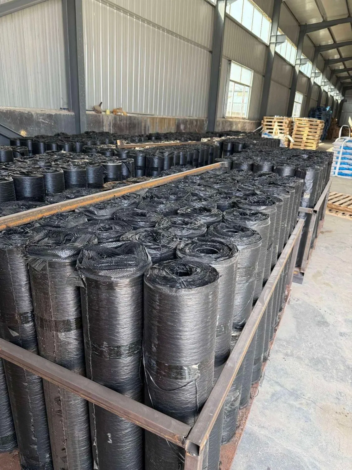 General-Purpose Self-Adhesive Anti-Crack Adhesive for Cement Asphalt Pavement