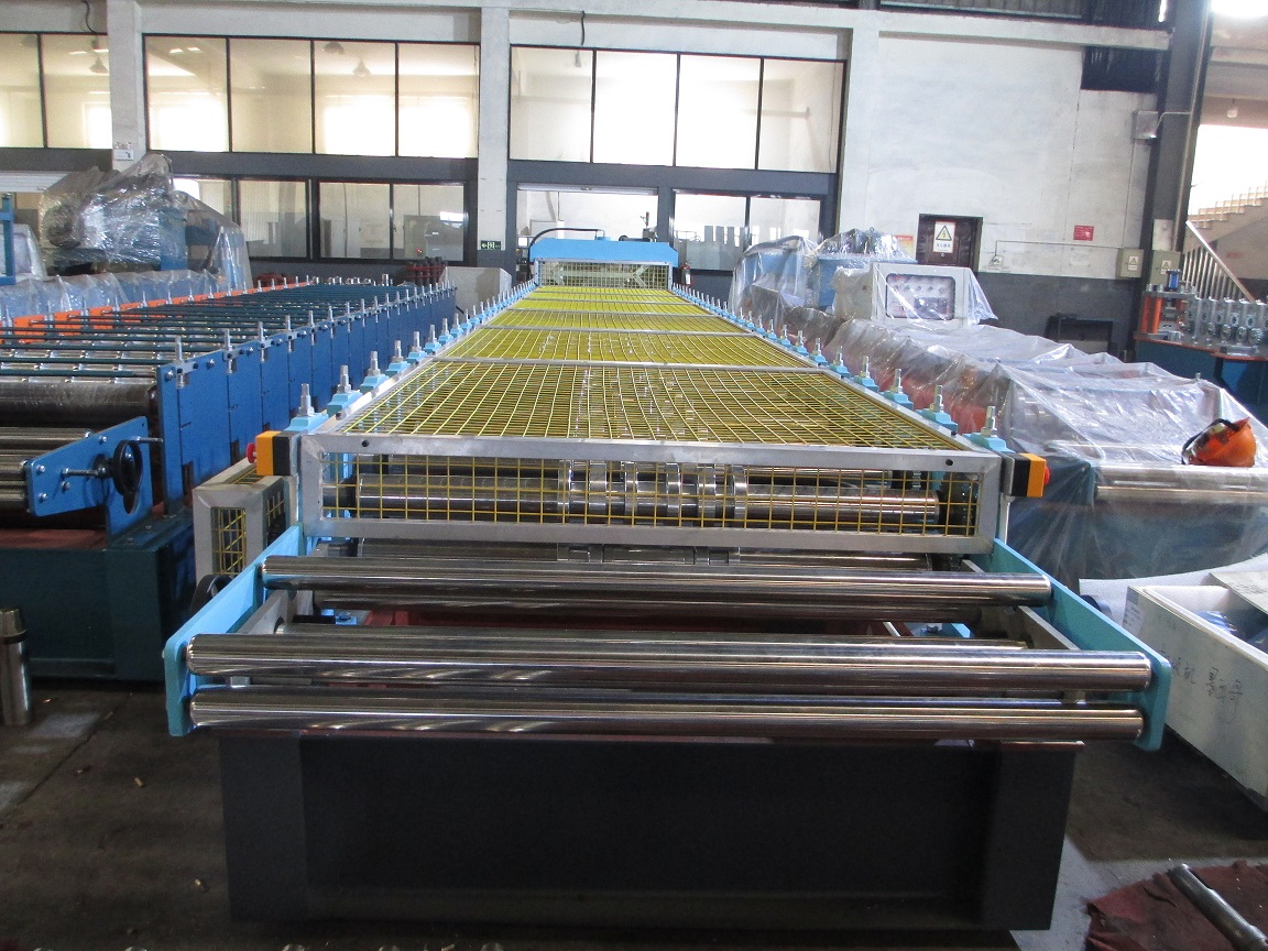 25 + Years Engineer Experience Direct Factory Galvanized Steel Metal Corrugated Glazed Roof/Roofing Sheet Profile Cold Making Roll Forming Machine