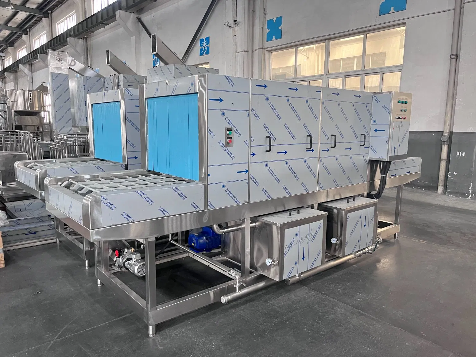 Basket Crate Bin Tray Cleaning Cleaner Machine Automatic Plastic Boxes Reusable Container Washer