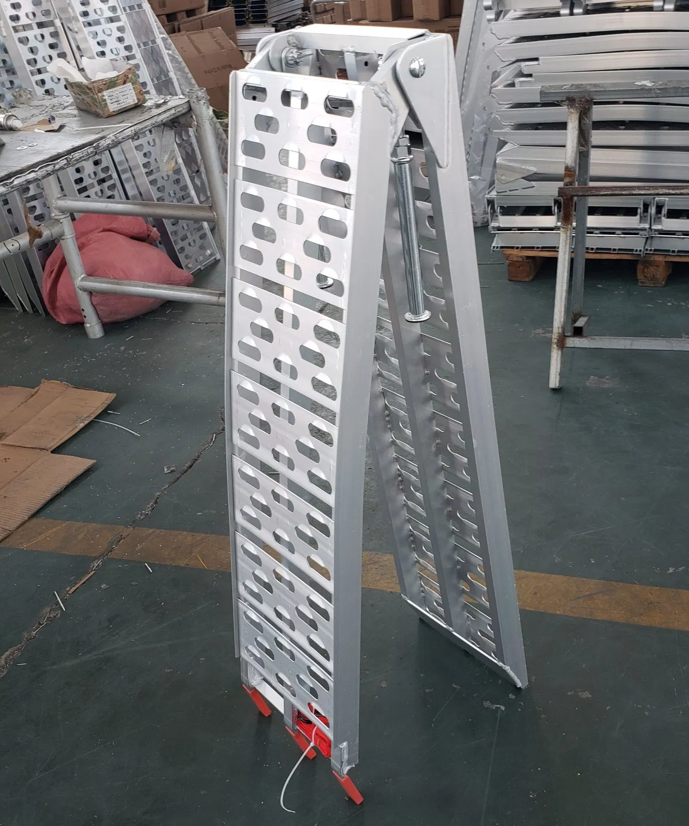 1000kgs Loading Aluminum Ramps with Support Legs Pickup Truck, Motorcycles, Dirt Bikes, Lawnmowers, Snowblower