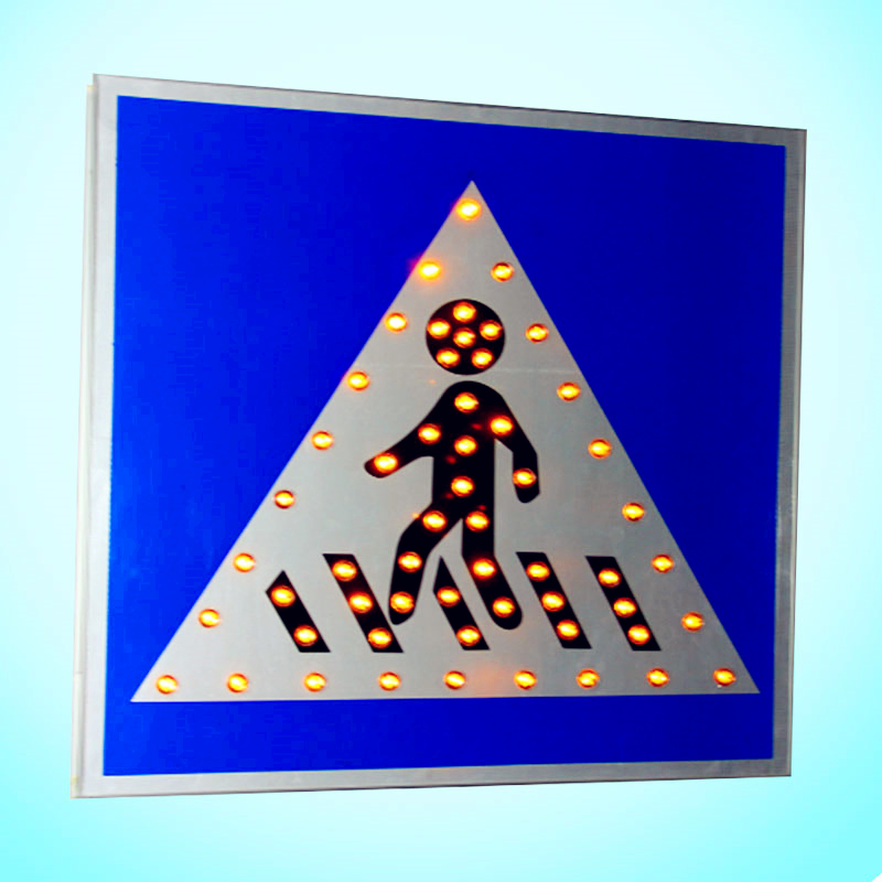 Top Quality Solar Traffic Sign / LED Flashing Road Sign for Pedestrian Crossing