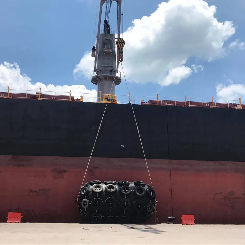 ISO17357 Certificated Pneumatic Rubber Fender Price Yokohama Type Docking Fender