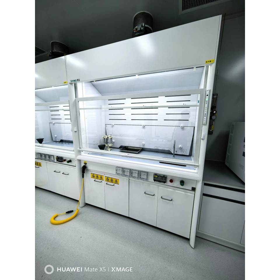 Easy Operation Corrosion Resistant Protective Chemical Lab Fume Hood