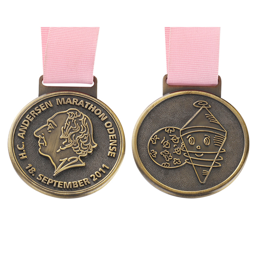 Wholesale Taekwondo Football Marathon Karate Wrestling Weightlifting Medal Custom design 3D Metal Badminton Sport Swimming Medal