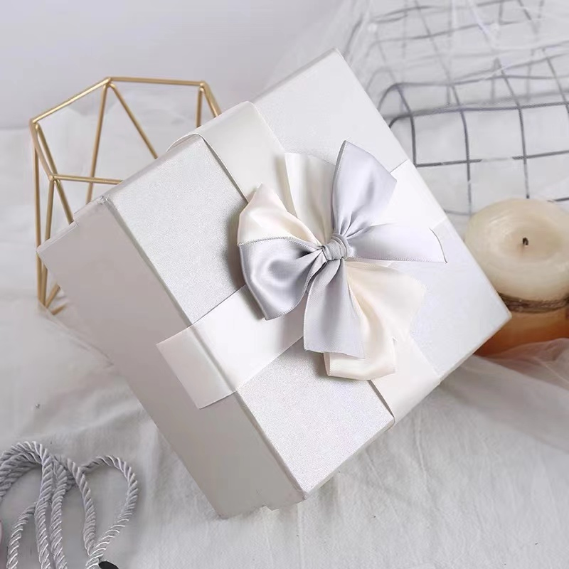 Custom Packaging Box Large Gift Box Cosmetics Gift Box Craft Gift Box Shoes Gift Box Candles Gift Box Rose Perfume Gift Box Lipstick Gift Box Rose Birthday Gift