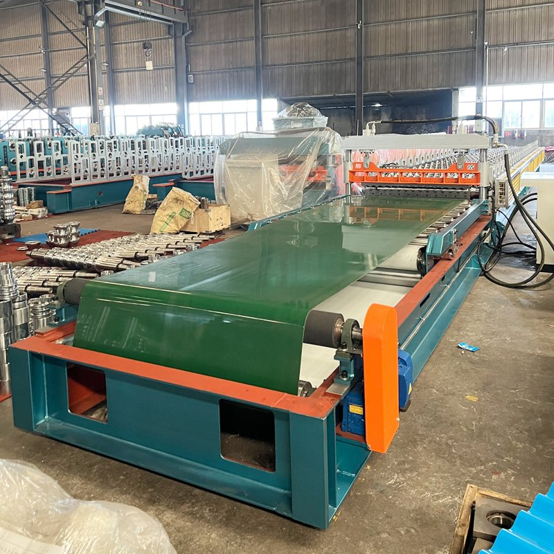 Building Material 35m/Min Servo Flying Cutting Corrugated Roll Forming Machine