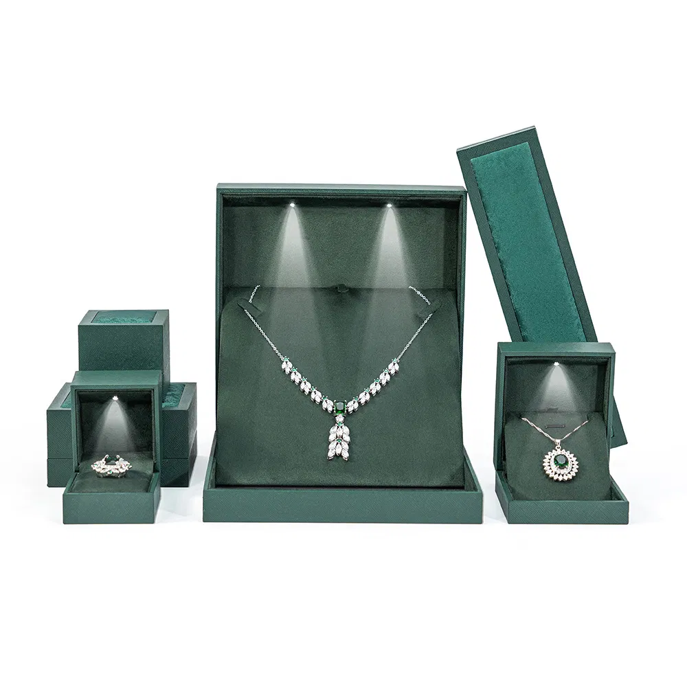 Emerald Jewelry Box with LED Lighting—Customizable Packaging for High-End Jewelry Brands
