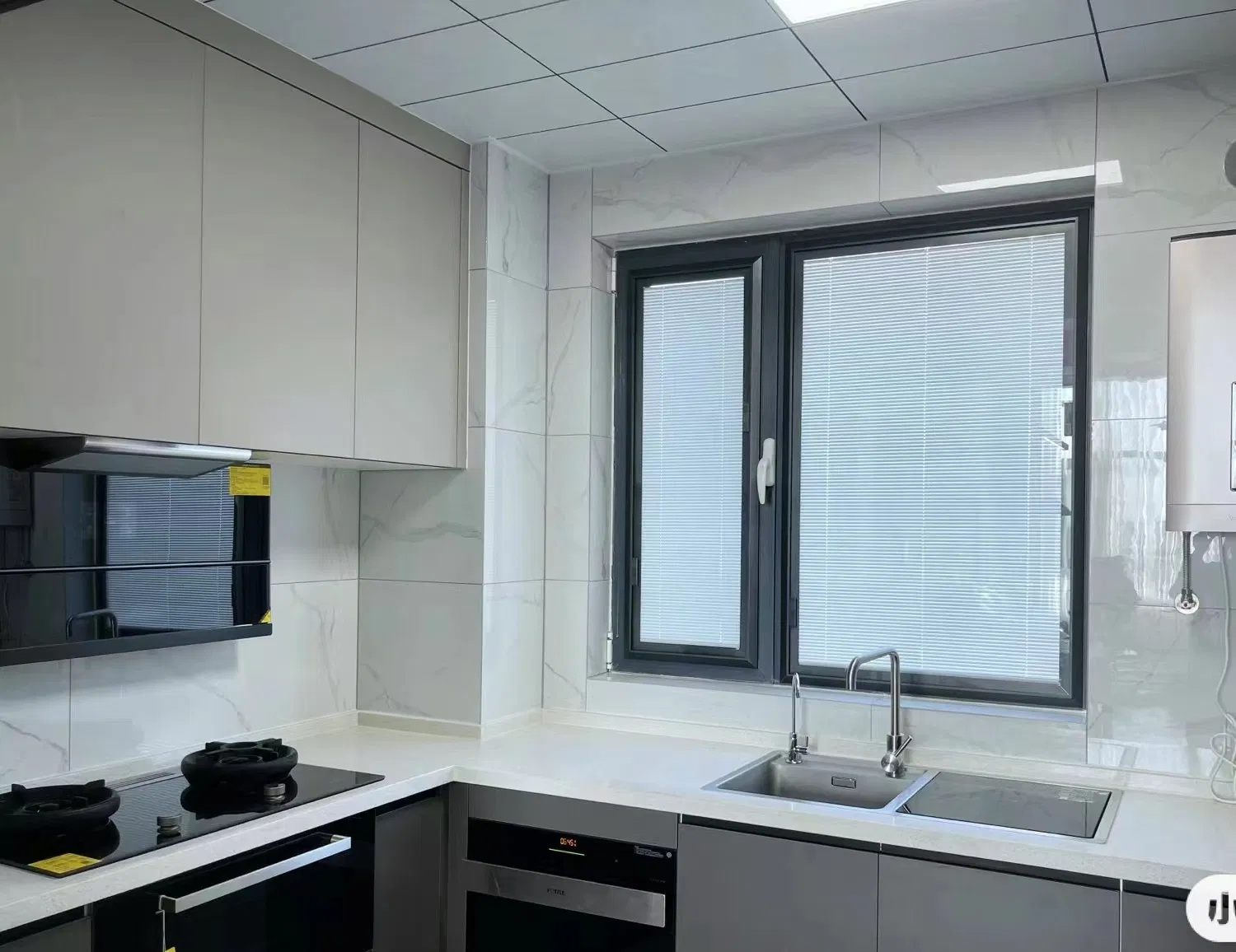 Magnetic Suction Manual Electric Integrated, Intelligent Built-in Louvered Insulating Glass, Easy to Operate, Experience Upgrades