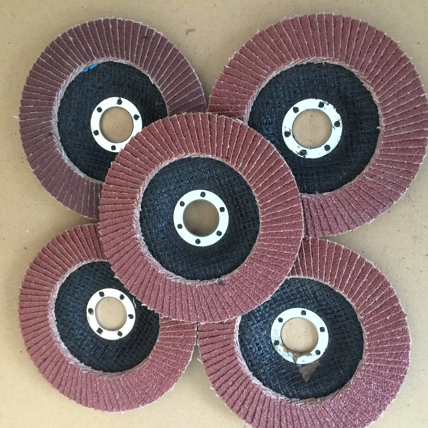 Wood and Metal Grinding Flap Disc Aluminium Oxide Abrasive Disc K771