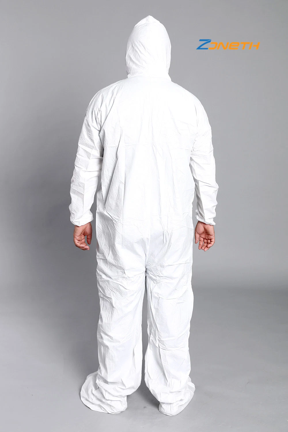 48GSM Microporous Isolation Gown Impermeable Isolation Gown for Doctor Use Protective Clothing Ce Certificated Disposable Coverall with Foot Cover