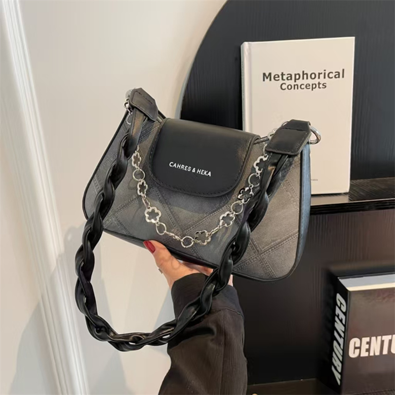 Popular Wasteland Autumn and Winter Bags, Retro Single Shoulder Underarm Small Square Bags