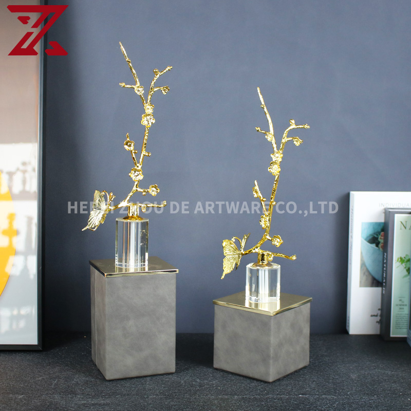 Nordic Metal Flower Branch Gold Luxury PU Leather Home Decor Accessories Ornament for Home Decorations