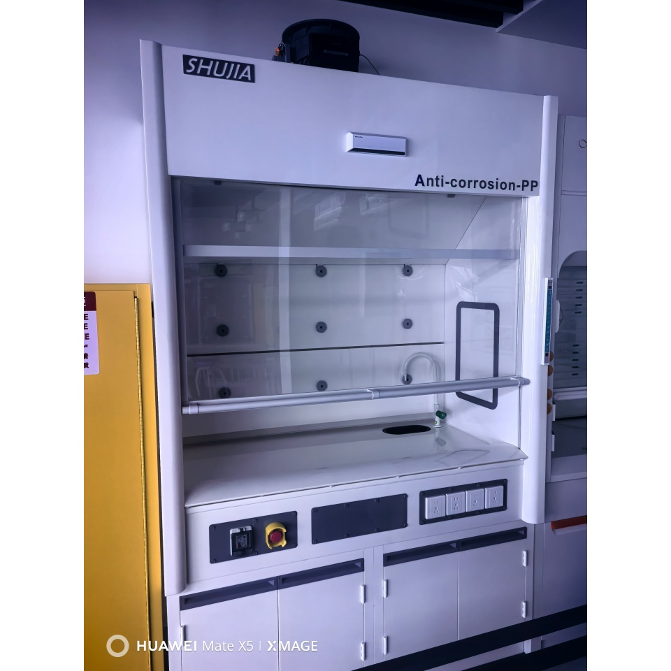 1500X2000 (850) mm High Efficiency Compliant Intelligent Lab School Fume Hood