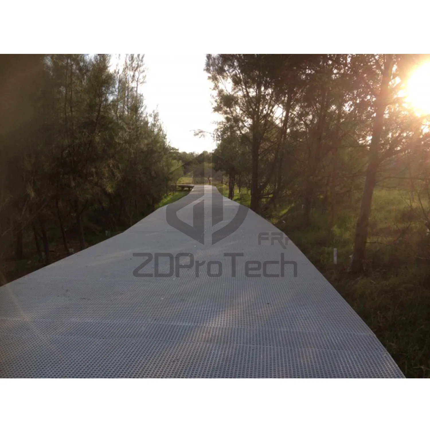 High Strength Fiberglass Pultruded FRP Grating for Pedestrian Platforms