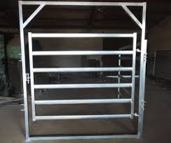 Hot-Dipped Galvanized Welded Rail Livestock Corral Fence Panels