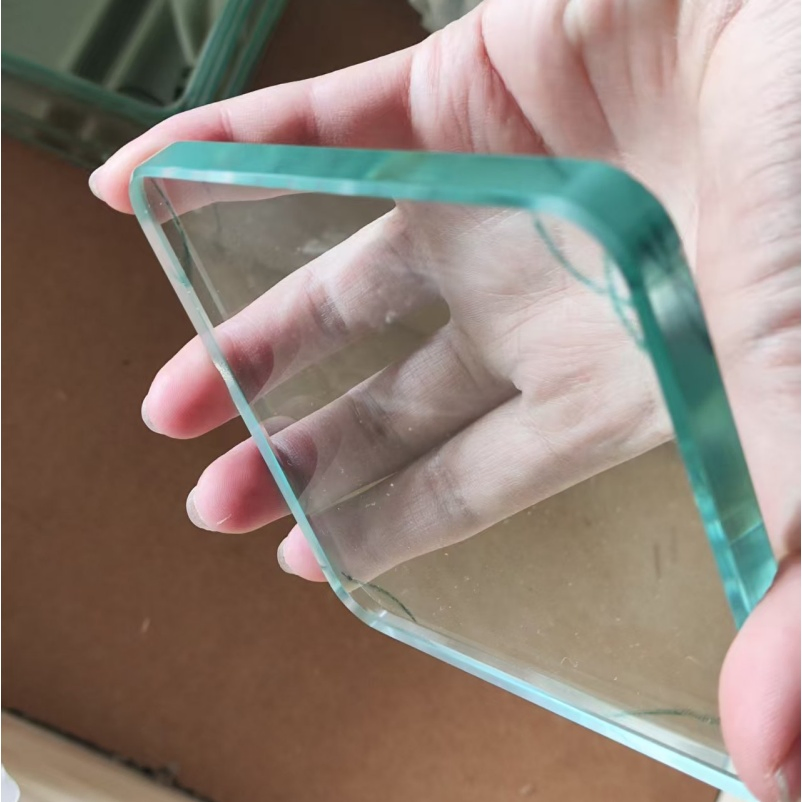 Furniture Float Glass for Sideboards with Easy Cutting and Shaping Features