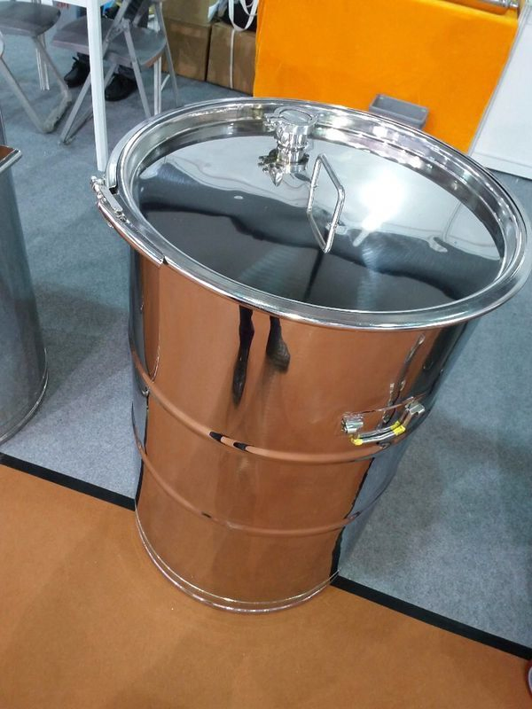 Customizable 55-Gallon Stainless Steel Drum for Versatile Storage