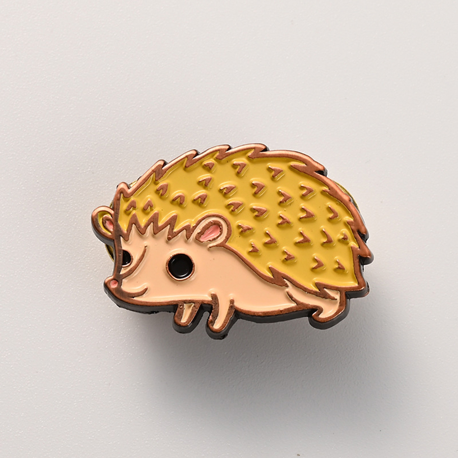 Factory Wholesale Custom Soft Enamel Anime Cartoon Metal Lapel Pin Hard Enamel Badge Magnet Cute Enamel Pin