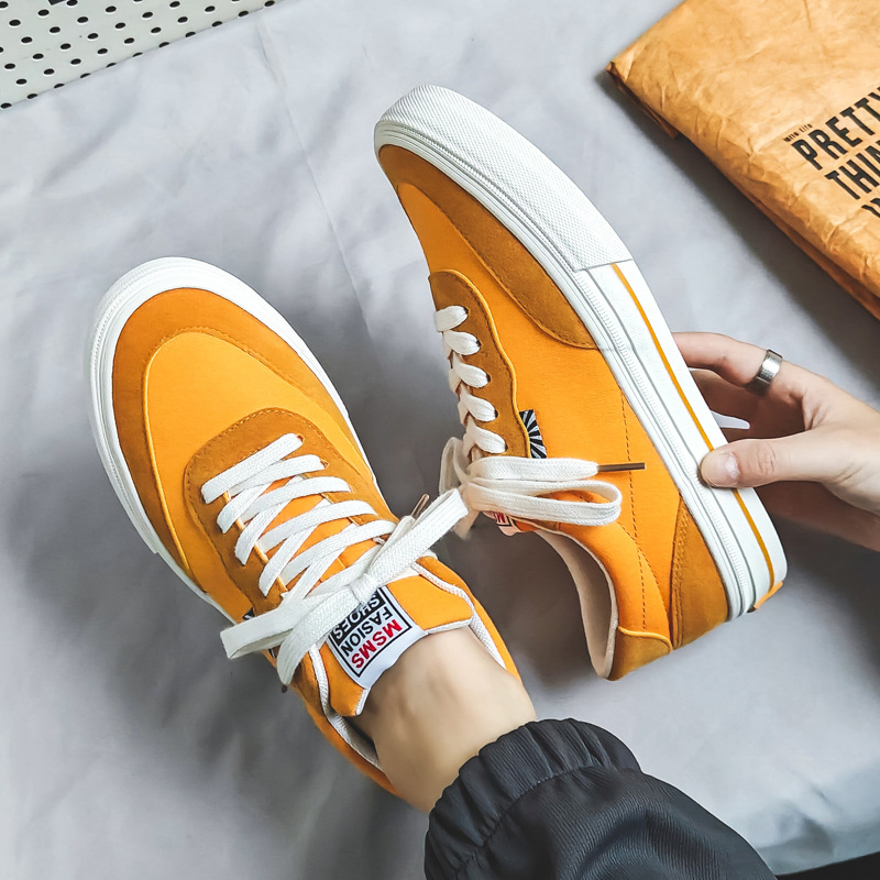 2025 New Spring Couple Breathable Canvas Men's Shoes Wholesale