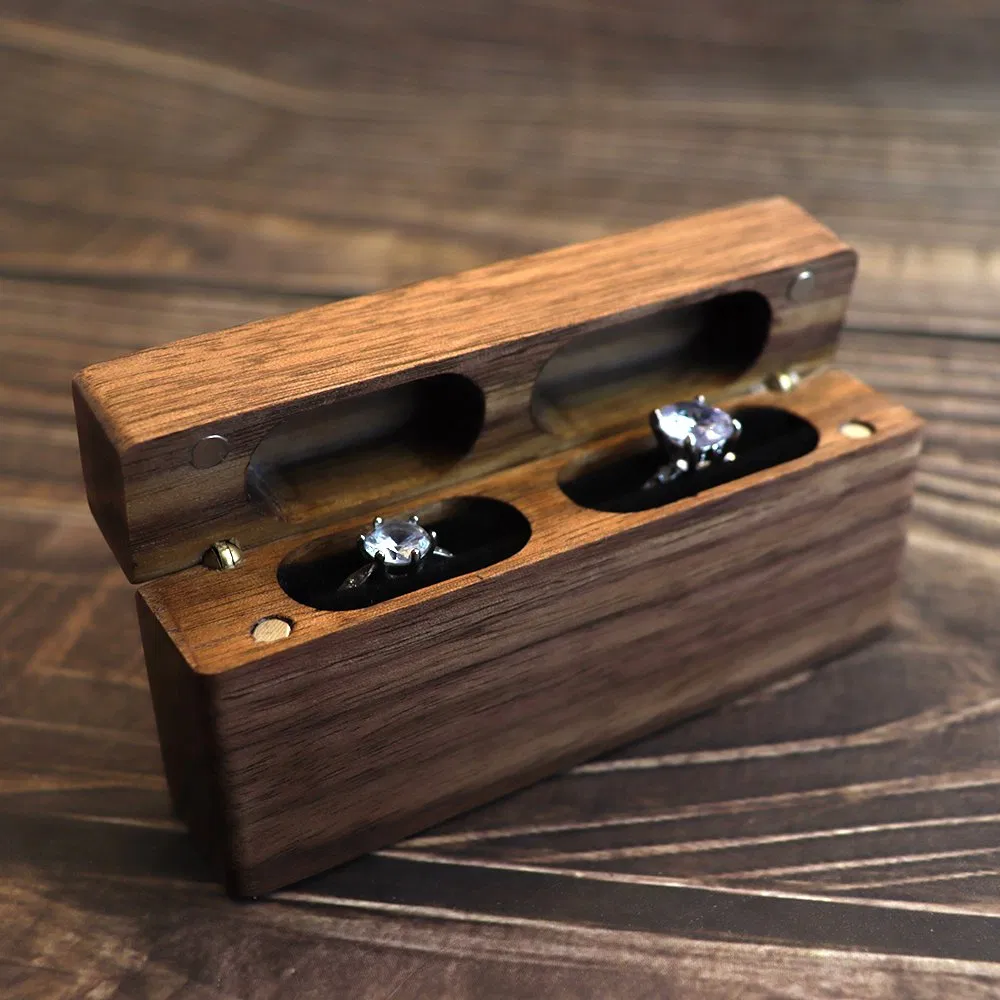 Popular Retro Solid Wood High Strip Black Walnut Ring Box Proposal Ring Diamond Jewelry Storage Packaging Wooden Box for Womens