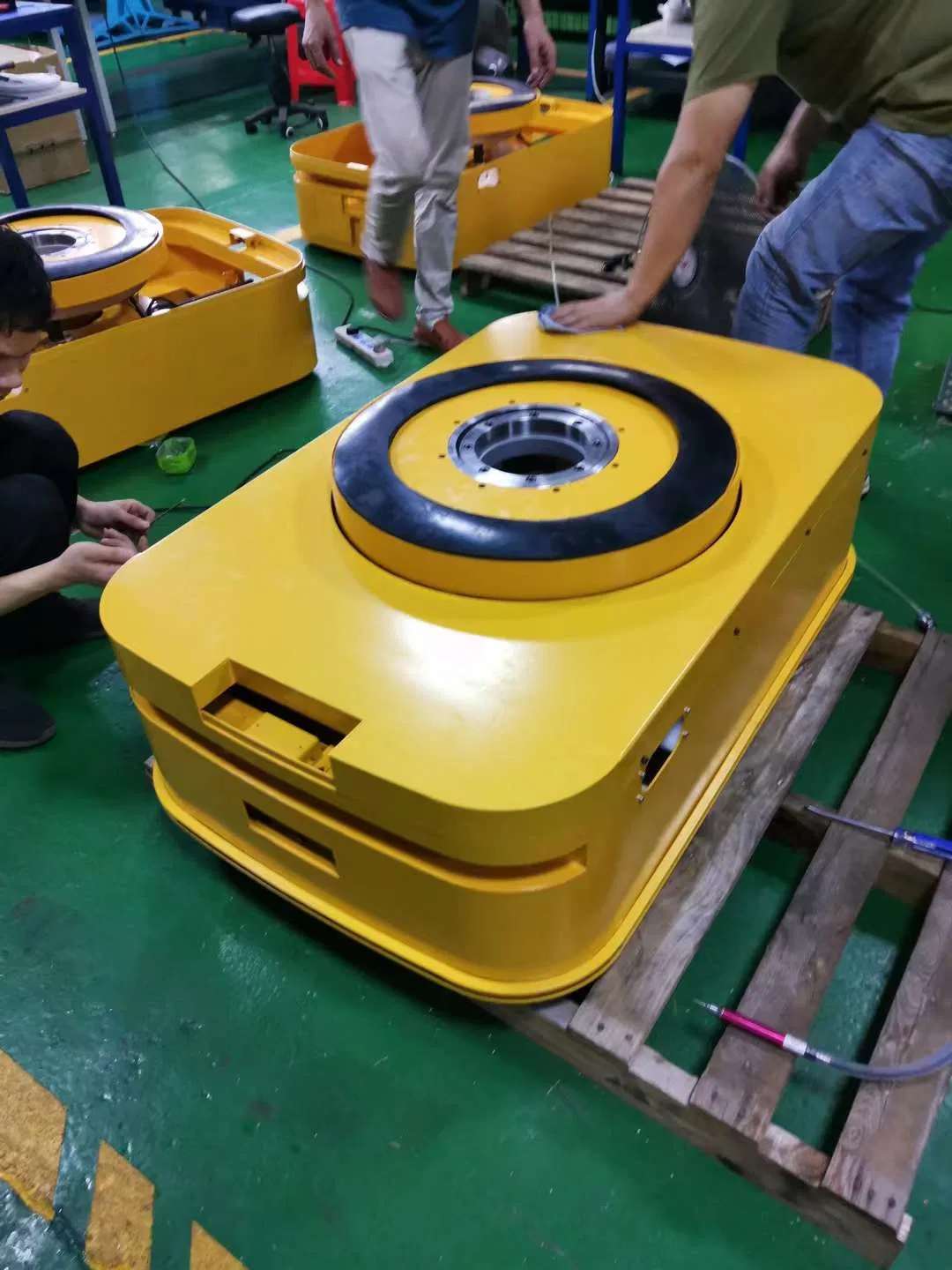 China Manufacturer Agv Robot Warehouse Autonomous Cars 200kg Load Capacity Piggyback Agv Robot