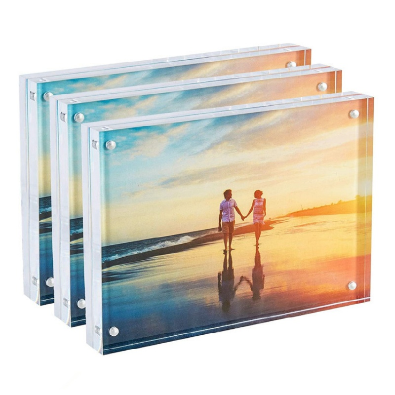 Wholesale 5X7 Magnetic Crystal Epoxy Clear Acrylic Frameless Floating Photo Frame