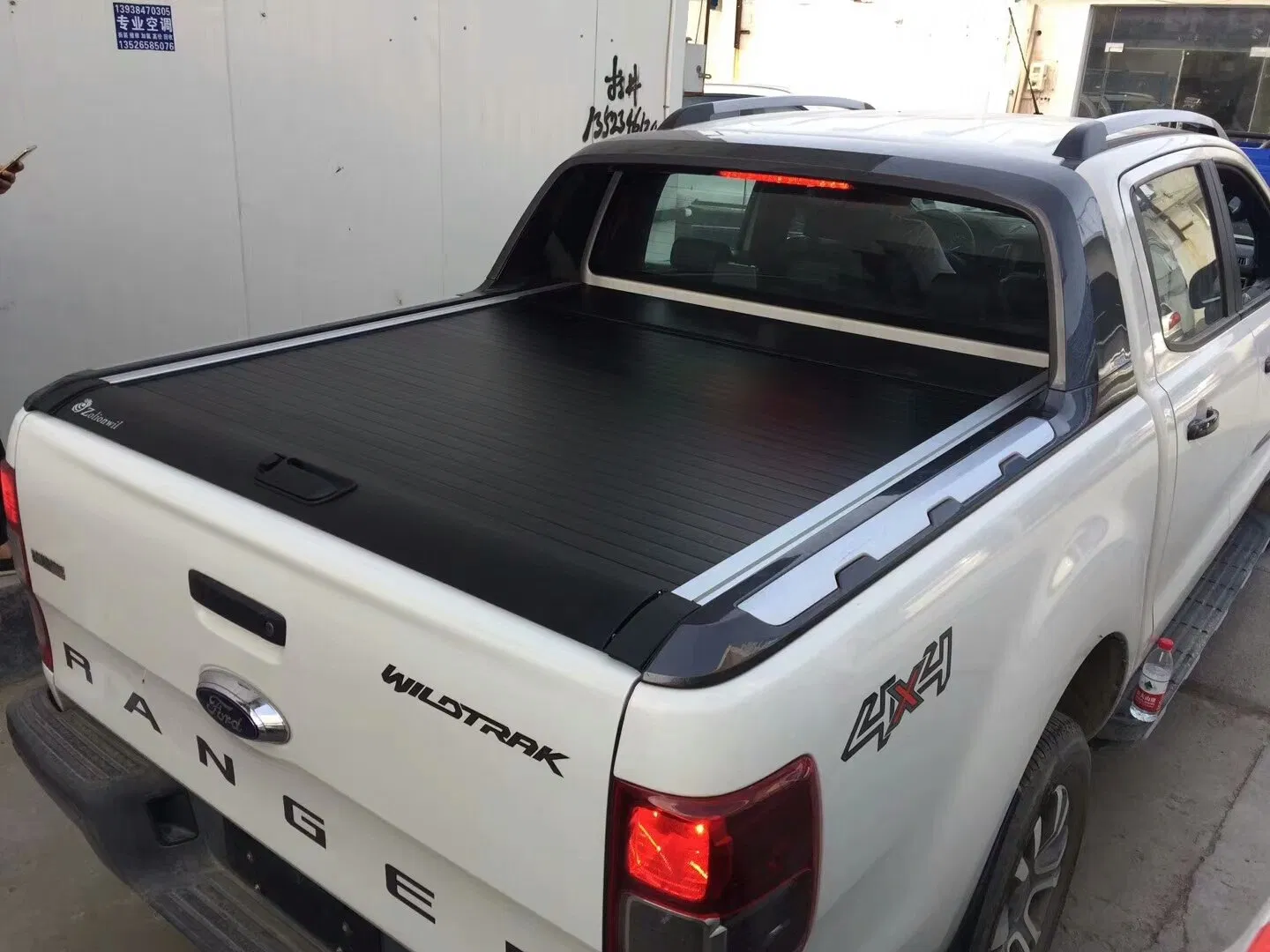 Zolionwil Roller Shutter Bed Cover Roller Lid Manual Roll up Tonneau Cover for 2012-2021 Ford Ranger